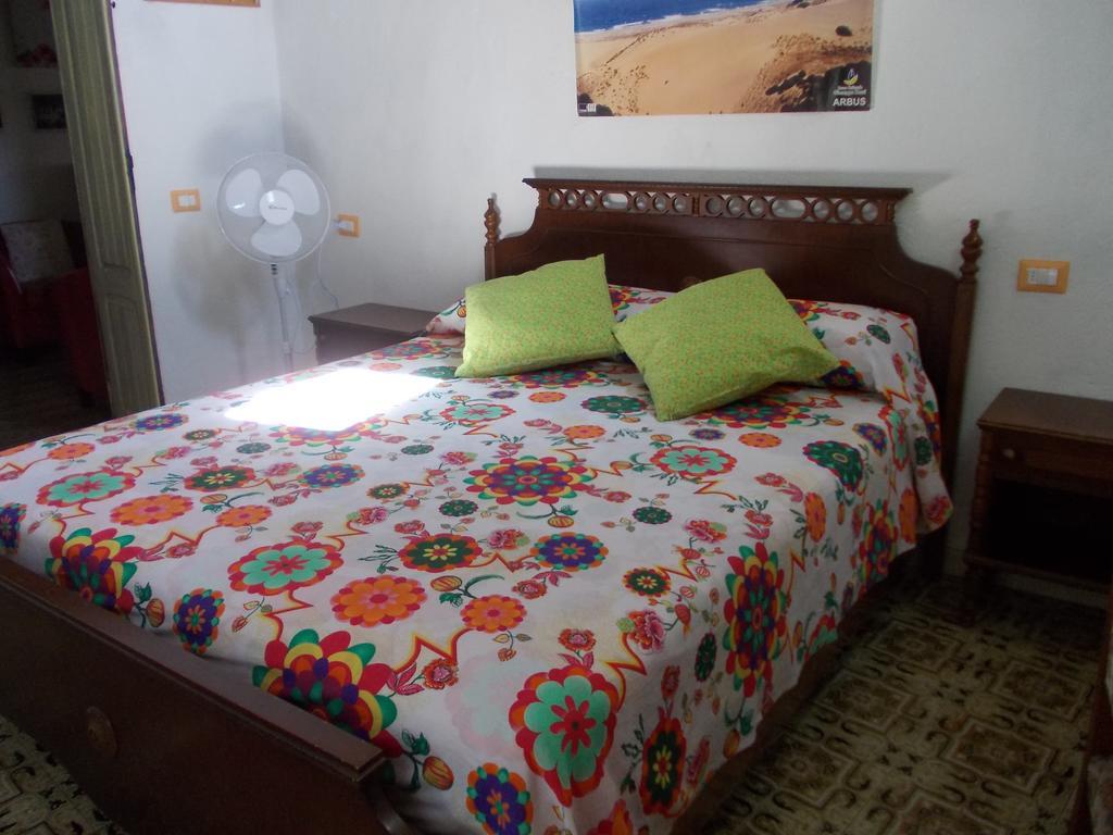 Sardinia Eco Vegan House Bed and Breakfast Zeddiani Exteriör bild